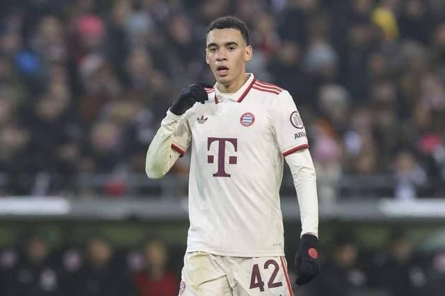 萨默尔：穆西亚拉的速度能力受损，凯恩过于“大包大揽”