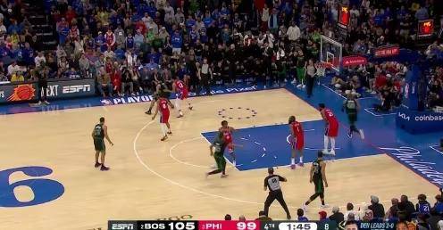 塔图姆迷失46分钟凭什么赢球